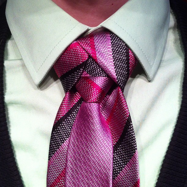 Pratt Knot, Similar But Knot